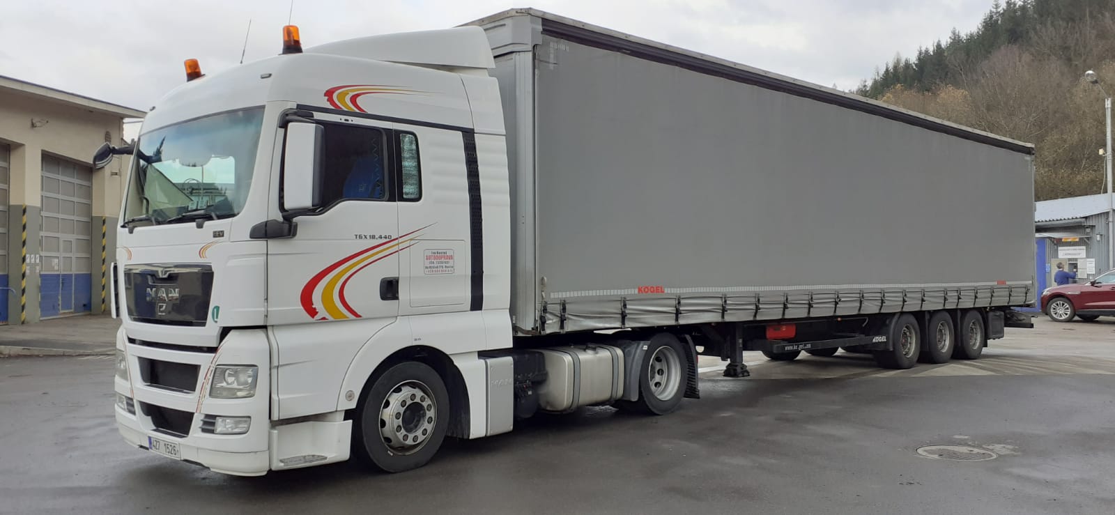 MAN TGX (Kamion – plachta)